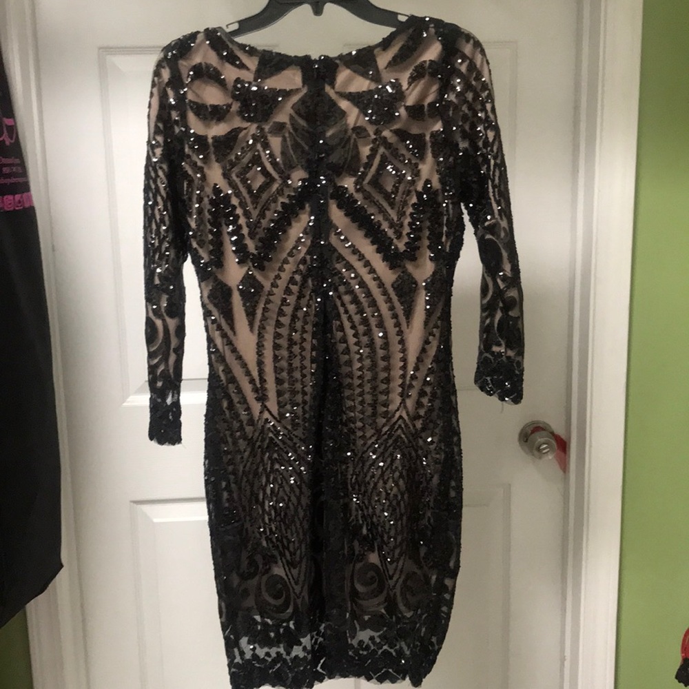 Short formal dress - Picture 4 of 5